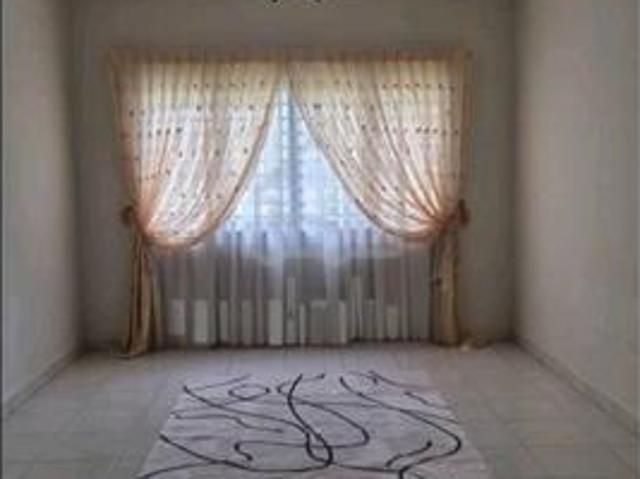 Apartment for rent in Tanjong Sepat, Selangor