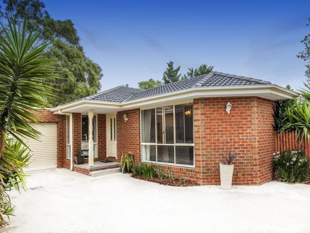 Townhouse for sale in Camerons Creek, Victoria