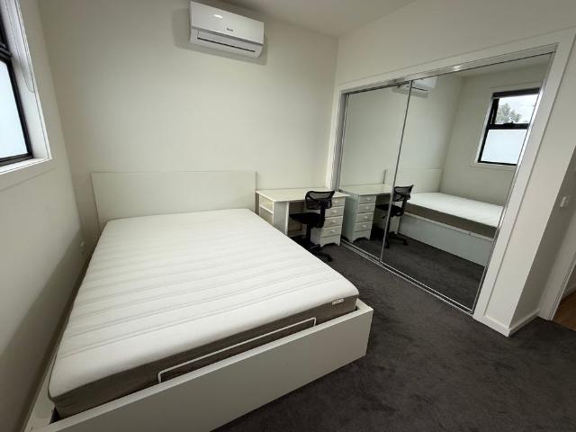 Room for rent in Camerons Creek, Victoria