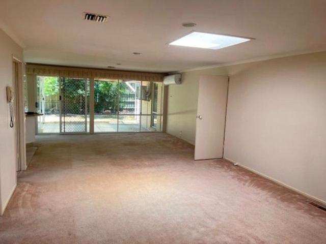 Room for rent in Camerons Creek, Victoria