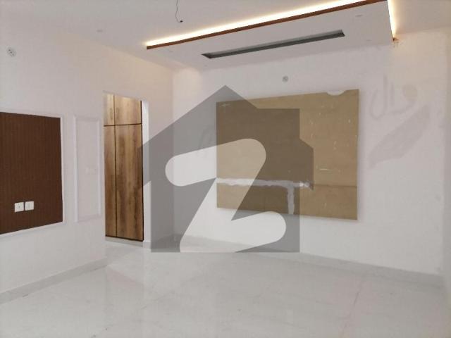 House for sale in Faisalabad, Islamabad Capital Territory