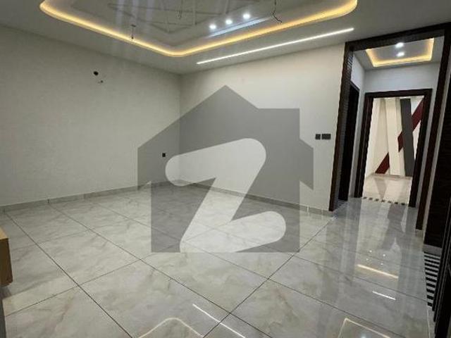 House for sale in Faisalabad, Islamabad Capital Territory