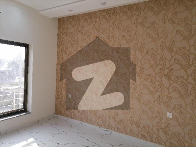 House for sale in Faisalabad, Islamabad Capital Territory