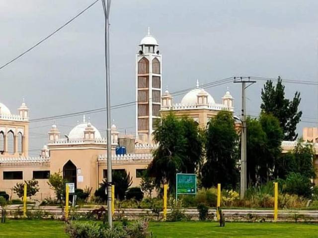 Land for sale in Peshawar, North West Frontier Province