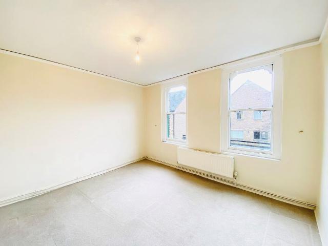 Apartment for rent in St. George in the East, Greater London