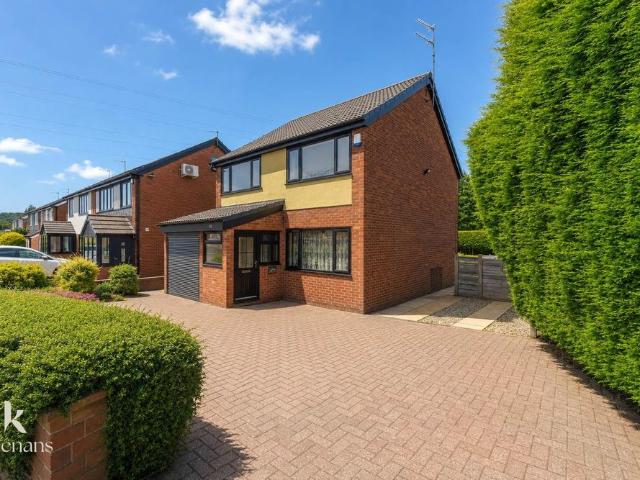 House for rent in Burnedge, Greater Manchester
