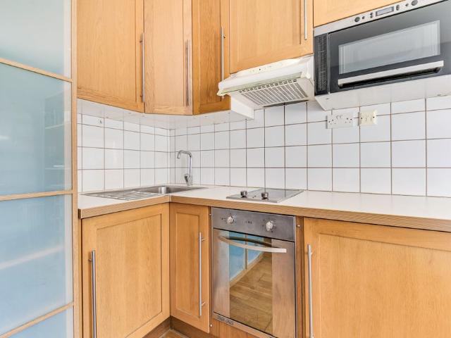 Apartment for rent in Shepherd's Bush, Greater London