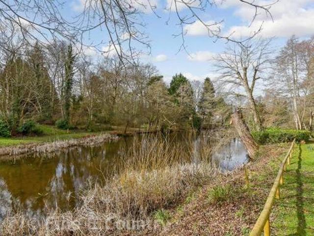House for sale in Nevill Park, Sandown Park