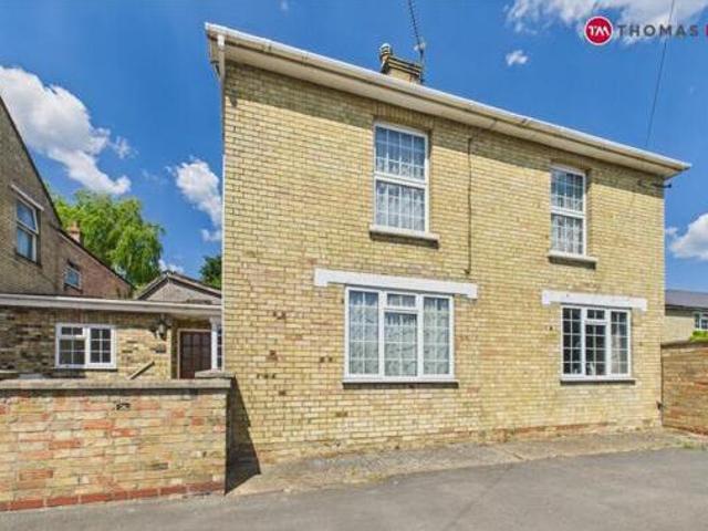 House for sale in Huntingdon