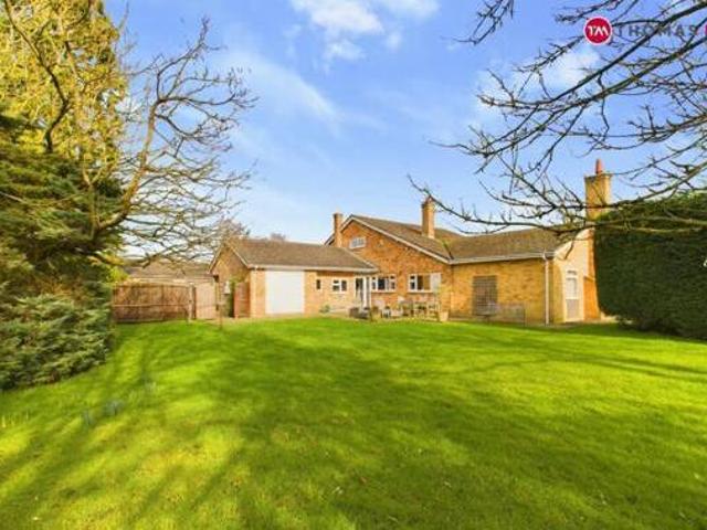 House for sale in Huntingdon