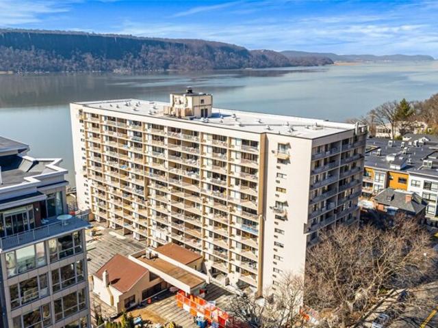 Condo for sale in Yonkers Condo for sale in Yonkers