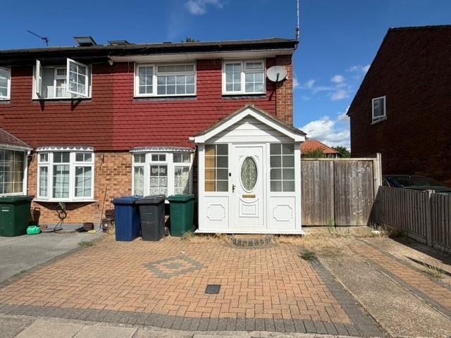 House for rent in Mill Hill, Greater London