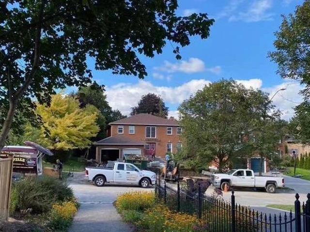 House for sale in Markham House for sale in Markham