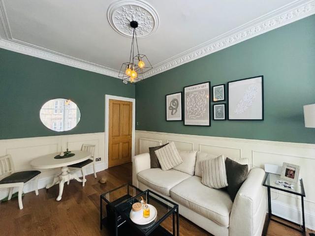 Apartment for rent in Rutherglen, Scotland