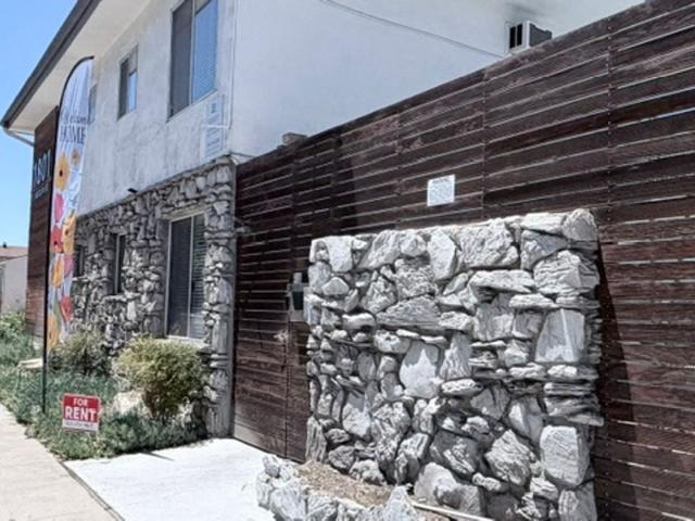 Apartment for rent in Long Beach, California