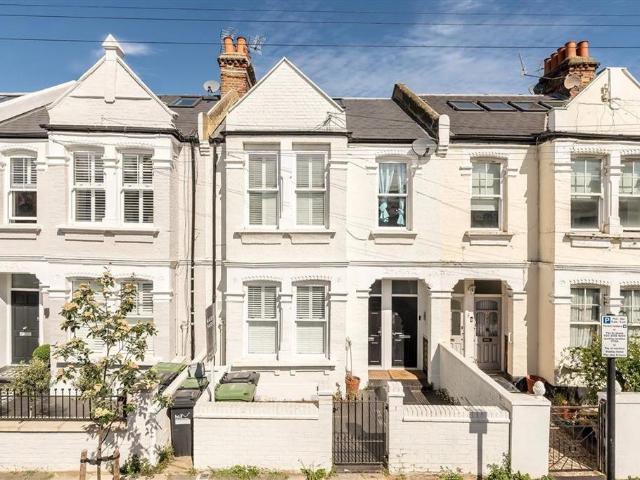 Apartment for rent in Fulham, Greater London