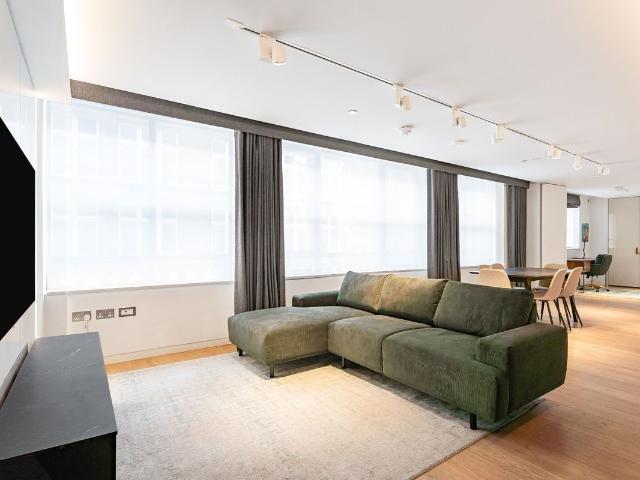 Apartment for rent in Soho, Greater London