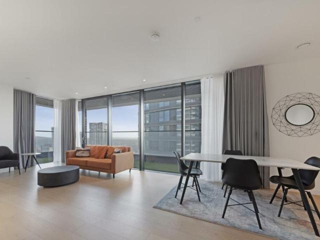 Apartment for rent in Canary Wharf, Greater London