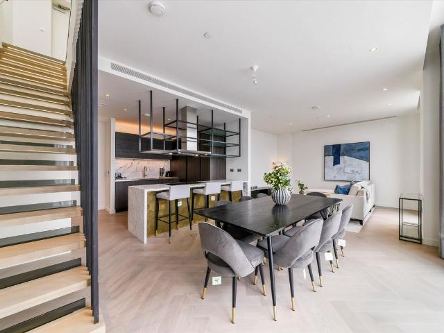 Apartment for rent in Canary Wharf, Greater London