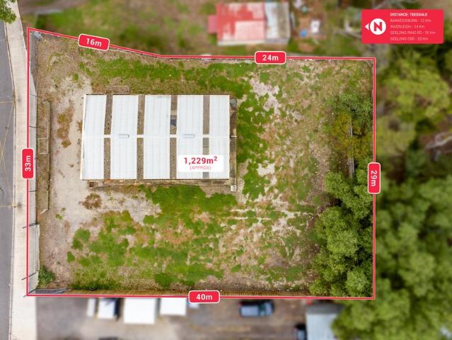Warehouse for rent in Teesdale, Victoria