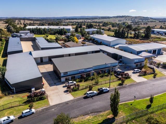 Warehouse for rent in Orange, New South Wales