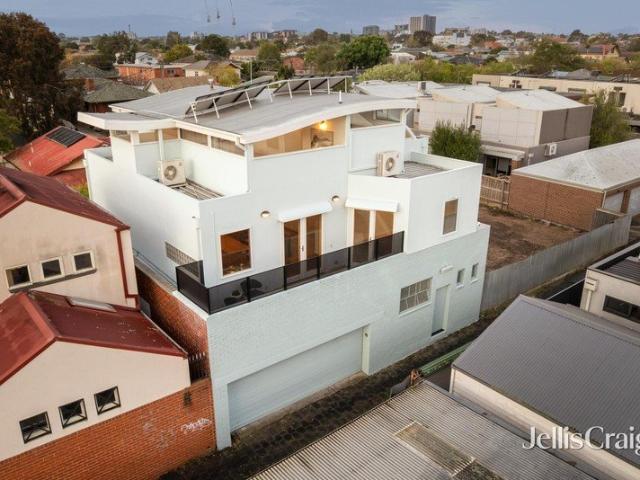 Townhouse for sale in Camerons Creek, Victoria