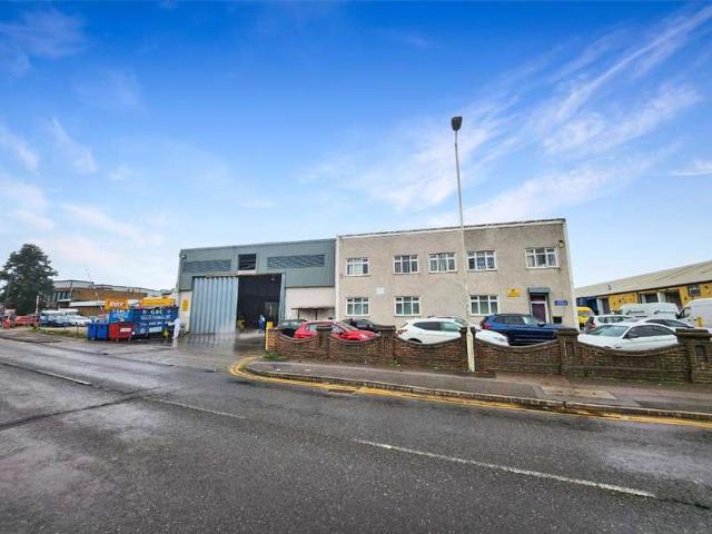 Commercial for sale in Greater London