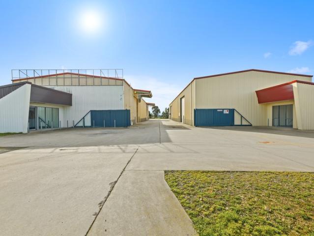 Warehouse for sale in Yarragon