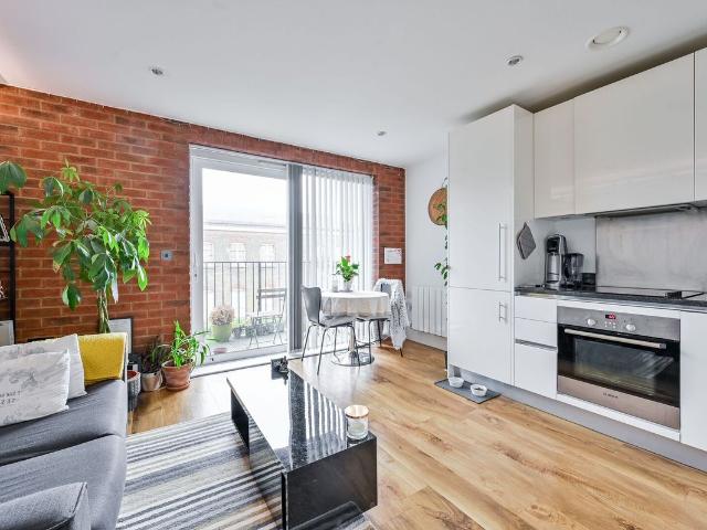 Studio for rent in Greater London