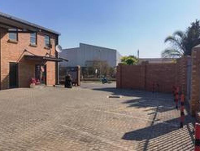 Commercial for rent in Nellmapius, Gauteng