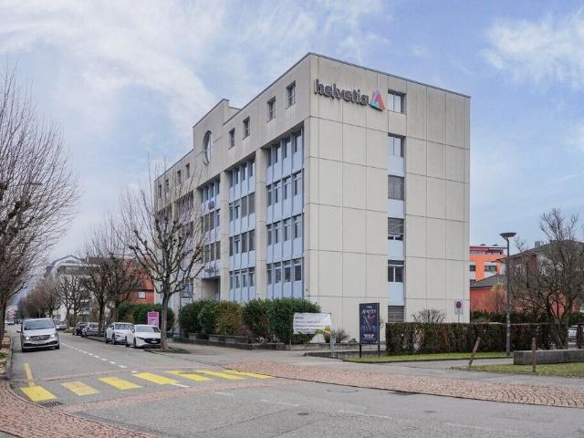 Industrie kaufen in Delémont, Jura