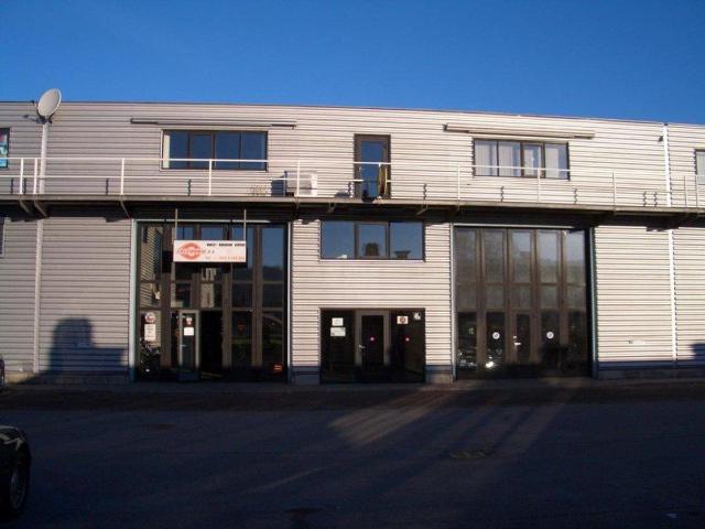 Industrie kaufen in La Chaux-de-Fonds