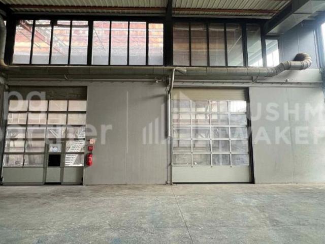 Industrie kaufen in Lancy
