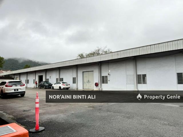 Warehouse for sale in Pahang
