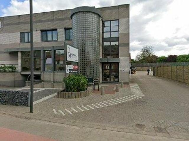 Bureau vente à Bilzen, Limburg