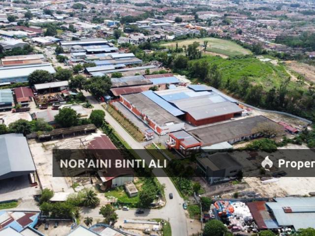 Warehouse for sale in Pahang