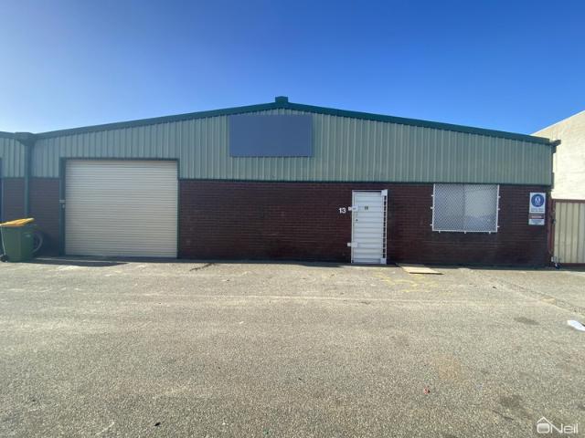 Warehouse for rent in Maddington, Western Australia