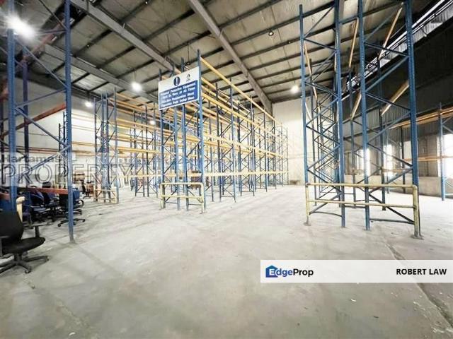 Warehouse for rent in Petaling, Alam Impian