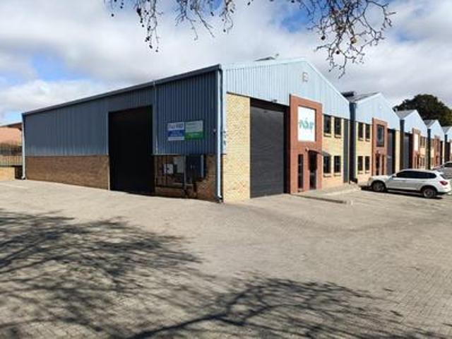 Commercial for rent in Nooitgedacht, Gauteng