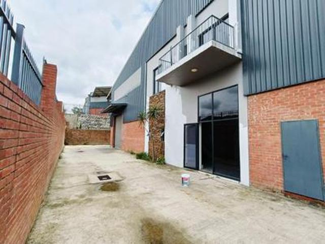 Commercial for rent in Nooitgedacht, Gauteng
