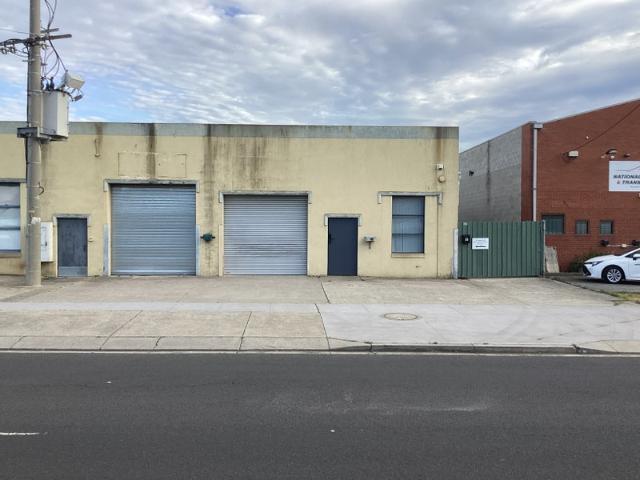 Warehouse for rent in Clayton South, Melbourne