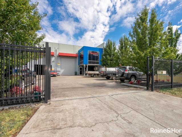Warehouse for rent in New Gisborne, Shire of Macedon Ranges