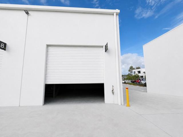 Warehouse for rent in Toombul, Queensland