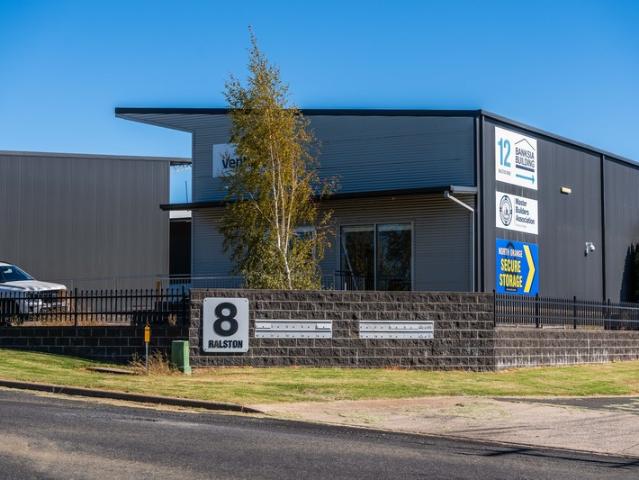 Warehouse for rent in Orange, New South Wales
