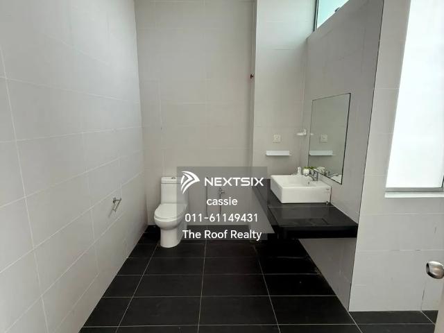 Warehouse for rent in Kuching