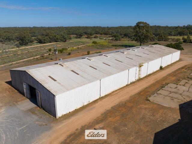 Warehouse for rent in Robinvale, Victoria