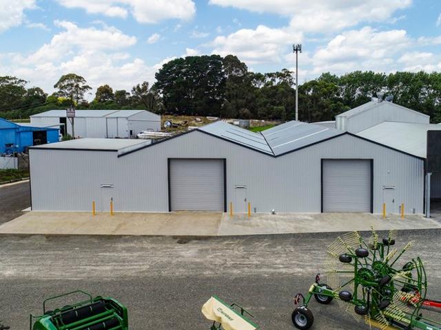 Warehouse for rent in Worrolong, South Australia
