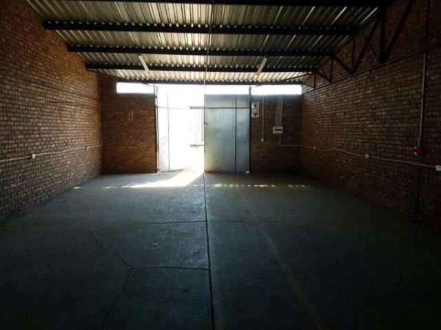Commercial for rent in ریلوے کالونی, تعلقہ حیدرآباد شہر