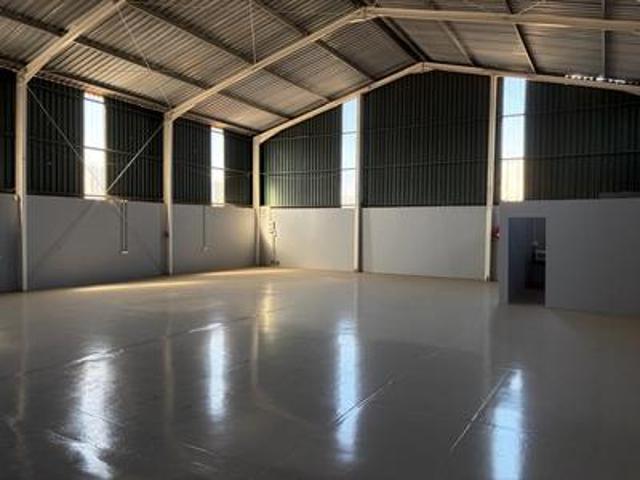 Commercial for rent in Port Elizabeth, Eastern Cape