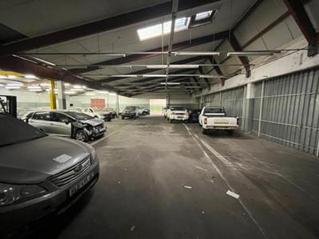 Commercial for rent in Port Elizabeth, Eastern Cape